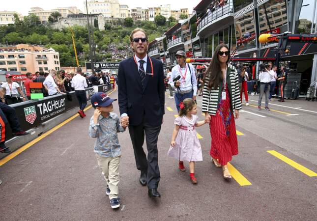 Andrea Casiraghi, sa femme Tatiana Santo Domingo et leurs enfants Sacha et India avant le départ du 77ᵉ Grand Prix de Formule 1 de Monaco, le 26 mai 2019