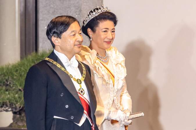 L'empereur japonais Nahurito et l'impératrice Masako lors du défilé royal commémorant l'intronisation de l'empereur Nahurito à Tokyo, au Japon le 10 novembre 2019.