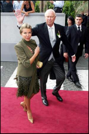 Marina Doria de Savoie et le prince Victor Emmanuel de Savoie arrivent à la Basilique Sainte-Marie-des-Anges-et-des-Martyrs, de Rome, le 25 septembre 2003, pour le mariage d'Emmanuel-Philibert de Savoie et Clotilde Courau