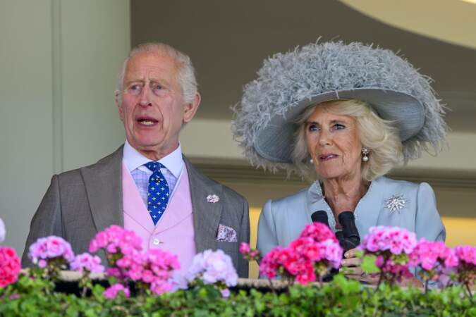 Charles III et son épouse Camilla assistent aux courses hippiques lors du Royal Ascot, le 21 juin 2024