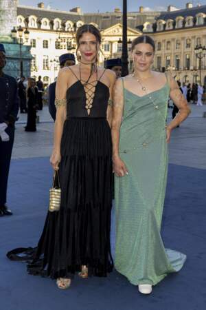 Margherita Maccapani Missoni et Veronica Yoko au défilé "Vogue World ", sur la place Vendôme, dans le cadre de la Fashion Week de Paris, le 23 juin 2024