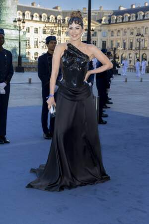 Jwana Karim au défilé "Vogue World ", sur la place Vendôme, dans le cadre de la Fashion Week de Paris, le 23 juin 2024