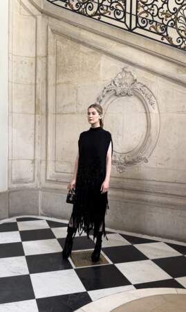Rosamund Pike sur le photocall du défilé de mode Christian Dior Haute-Couture automne-hiver 2024/2025 lors de la Fashion Week de Paris
