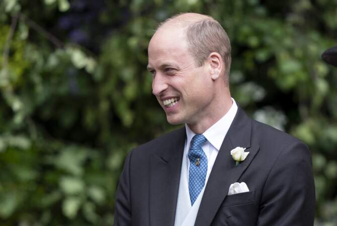 Le prince William souriant lors du mariage de Hugh Grosvenor et Olivia Henson organisé à la cathédrale de Chester, le 7 juin 2024